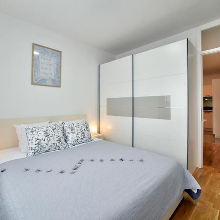 First Class Apartment, Free Parking Zagreb Luaran gambar