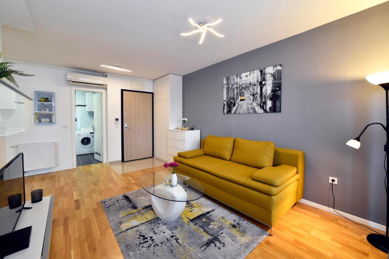 First Class Apartment, Free Parking Zagreb Luaran gambar