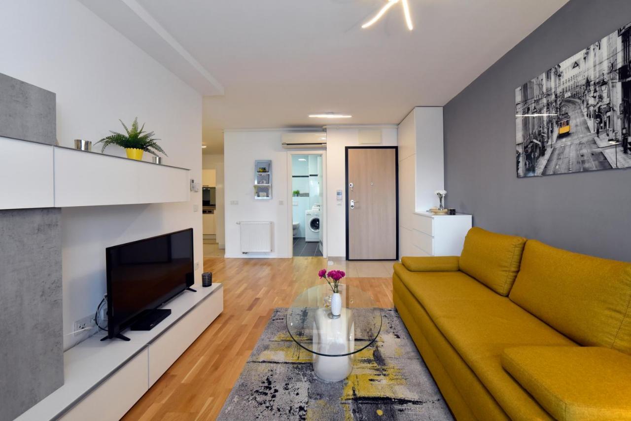 First Class Apartment, Free Parking Zagreb Luaran gambar