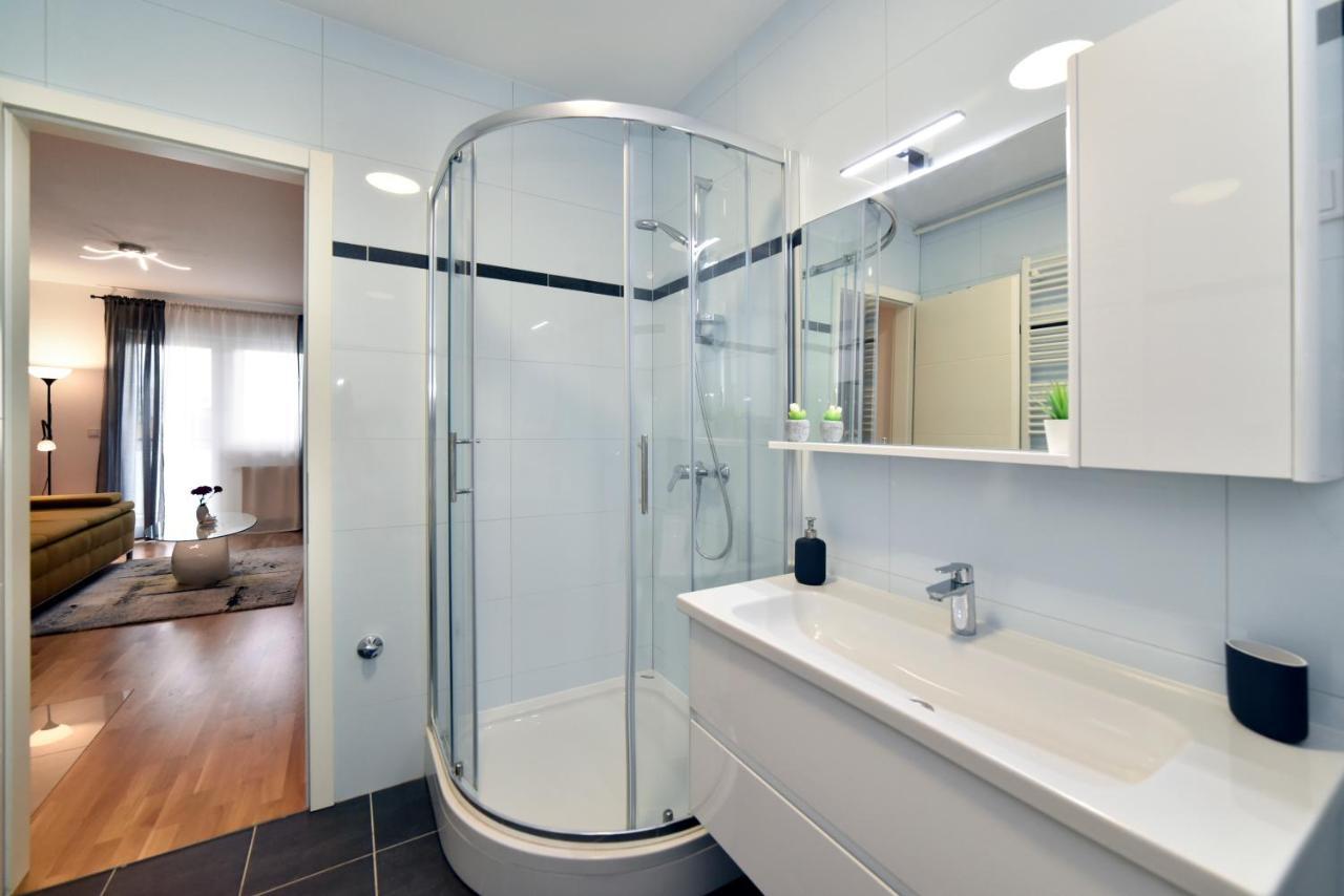 First Class Apartment, Free Parking Zagreb Luaran gambar