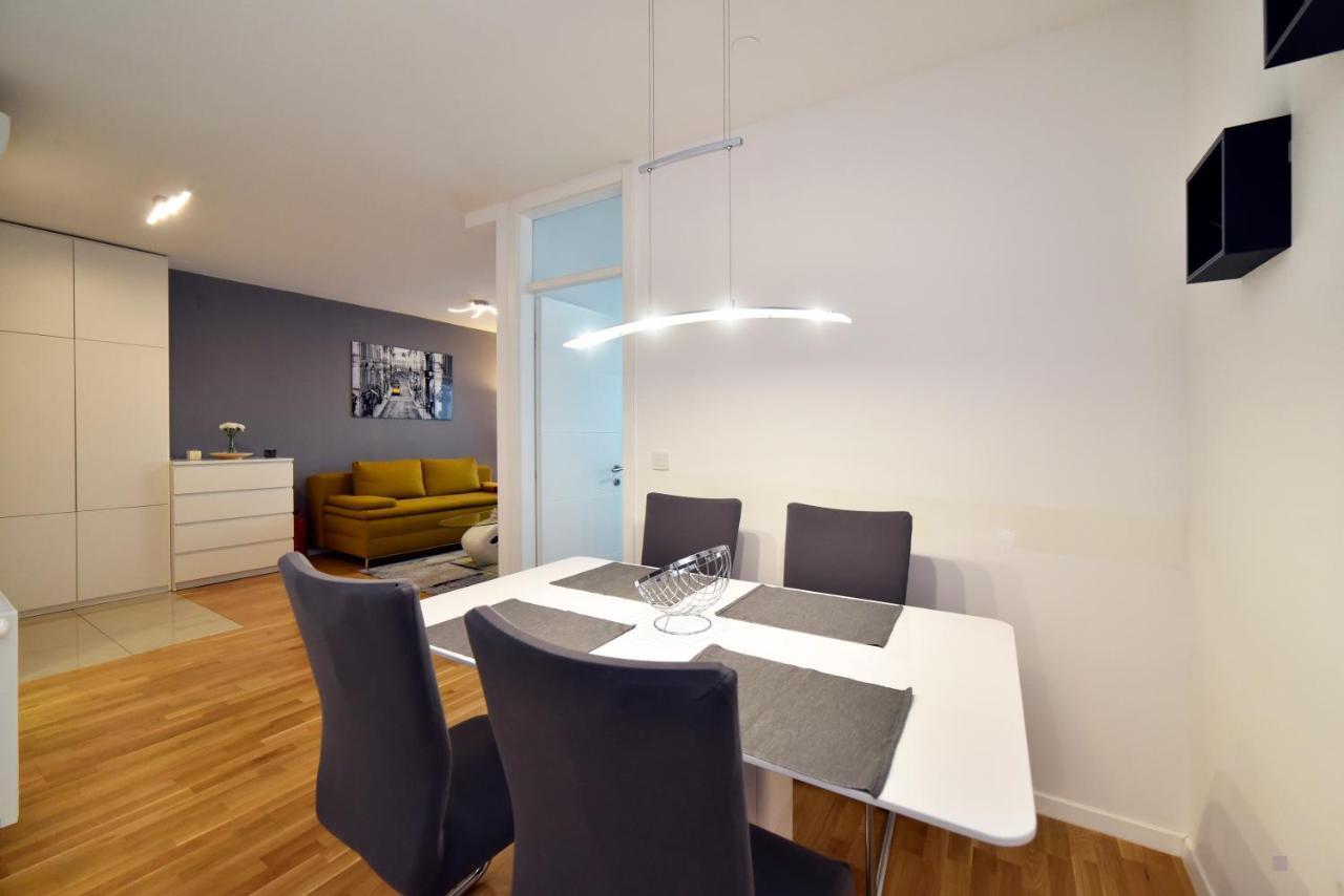 First Class Apartment, Free Parking Zagreb Luaran gambar